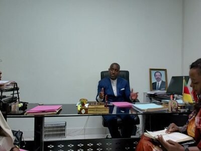 Reunión entre Equacom y la Embajada de Camerún: Un paso hacia la colaboración mediática
