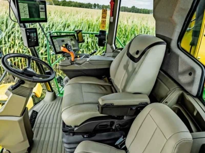 JOHN DEERE REVOLUCIONA LA COSECHA CON LAS NUEVAS PICADORAS DE FORRAJE F8 Y F9: MÁS POTENCIA, CONFORT Y PRECISIÓN