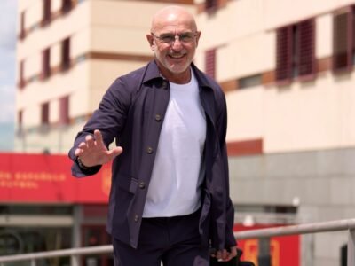 España inicia el camino al Mundial 2026 con novedades en la lista de De la Fuente