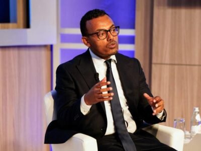 El gobernador del banco central de Etiopía presenta su dimisión en un momento clave para las reformas económicas