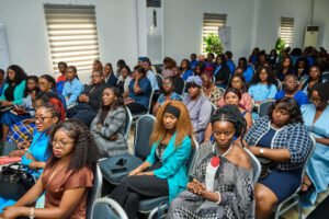 Access Bank lanza en Camerún el primer Womenpreneur Pitch-A-Ton para impulsar la inversión y el emprendimiento femenino