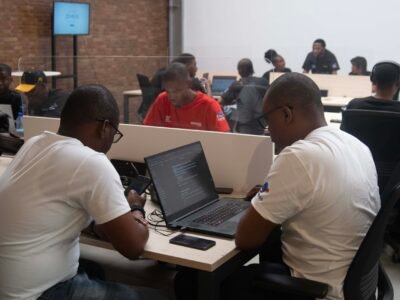 «Hacklab» Conectando mentes y oportunidades: la innovación franco-ecuatoguineana
