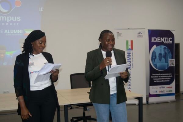 «Hacklab» Conectando mentes y oportunidades: la innovación franco-ecuatoguineana