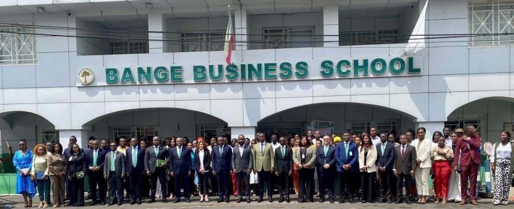 BANGE Business School y el Ministerio de Hidrocarburos capacitan a jóvenes de Guinea Ecuatorial