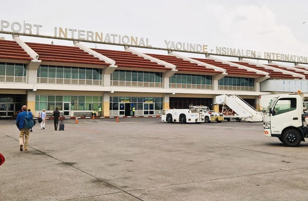 Camerún impulsa la modernización del aeropuerto de Yaoundé con un contrato de casi 2.000 millones de FCFA