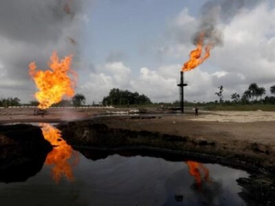 Nigeria convierte el gas quemado en una oportunidad económica de 2.000 millones de dólares