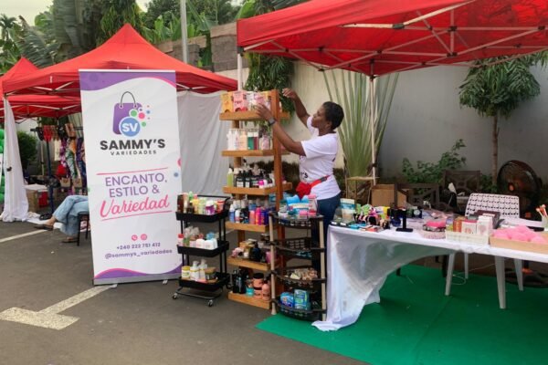 Emprender con estilo: Jóvenes que apuestan por el comercio local en Afrimall