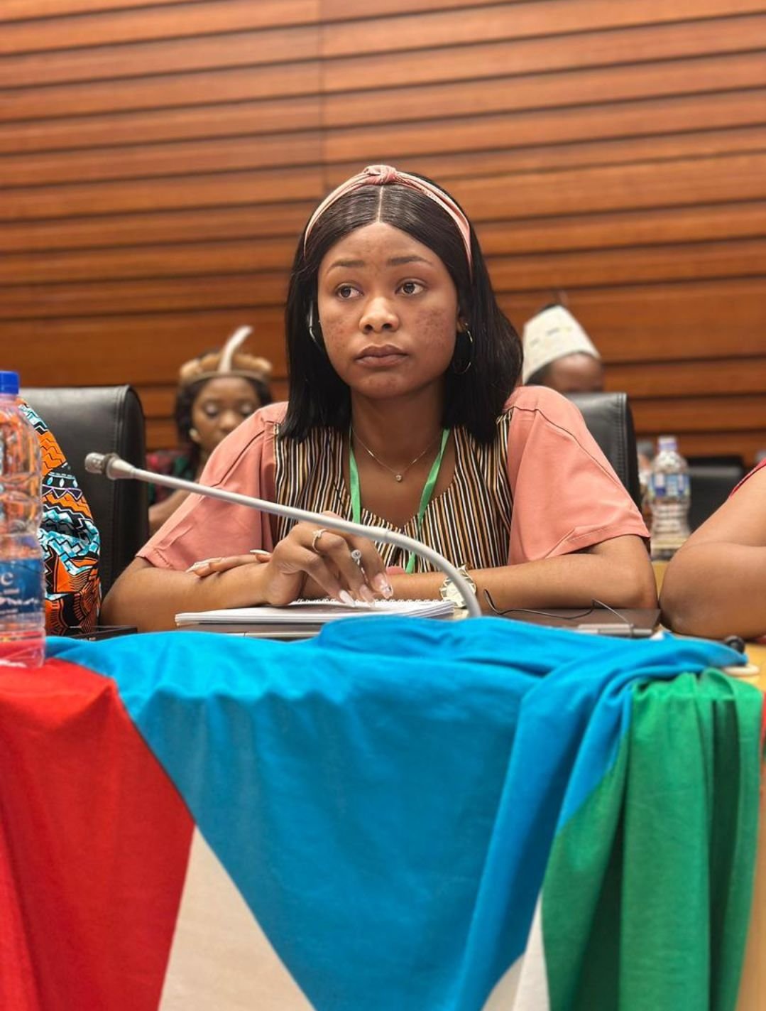 “La nueva voz de África Central: el ascenso imparable de una joven ecuatoguineana”