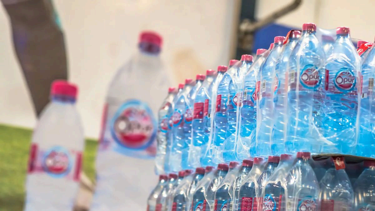 Source du Pays ratifica a Nessrallah el-Sahely por seis años para blindar su liderazgo en el mercado de bebidas