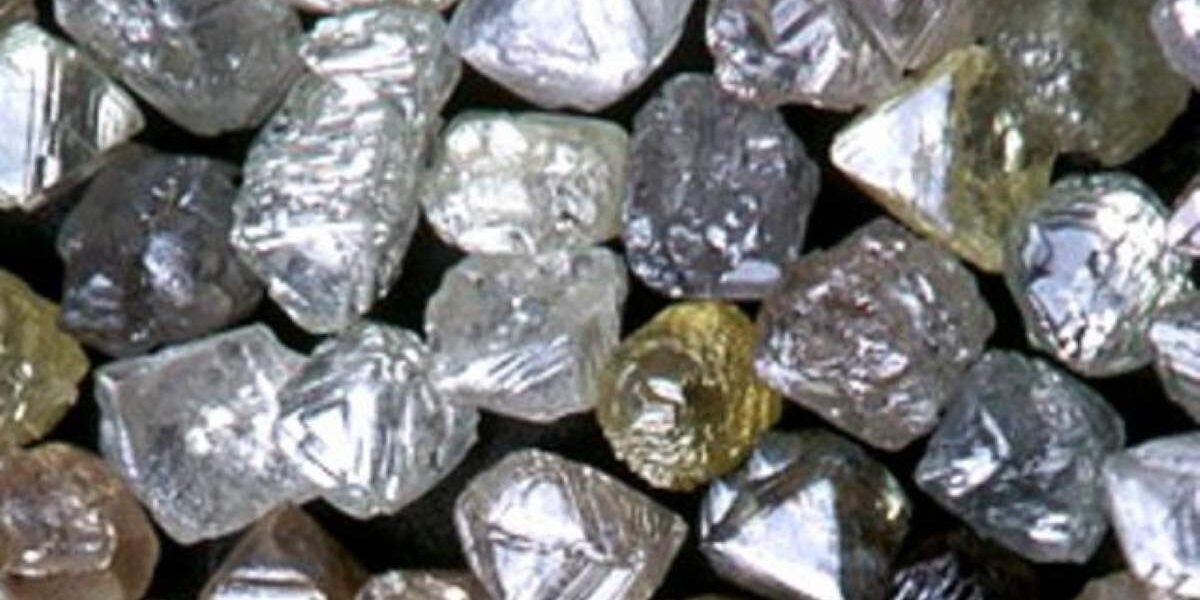 Oro y diamantes impulsan los ingresos mineros de la República Centroafricana, pero el país sigue rezagado en la CEMAC