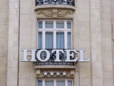 Inversión hotelera impulsa el sector turístico en Camerún con cuatro nuevos complejos de alta gama