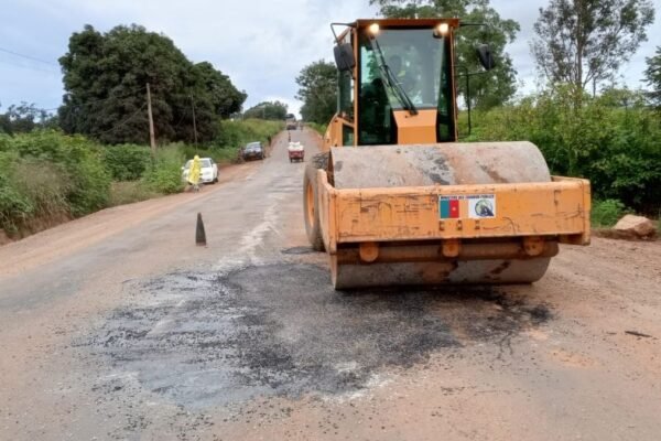 CFHEC gana otro contrato clave y afianza su dominio vial en Camerún