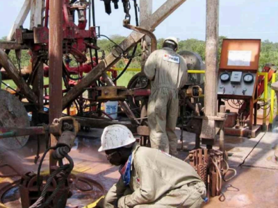 Chad activa exportaciones petroleras vía Camerún y refuerza la logística energética regional