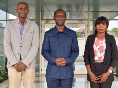 Equacom News y el Alto Consejo de Negocios de la CEEAC suscriben acuerdo estratégico de cobertura mediática.