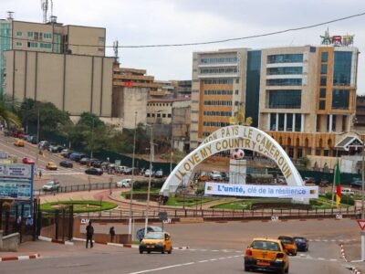 Camerún acelera su apuesta por el mercado regional para financiarse con 75.000 millones de FCFA