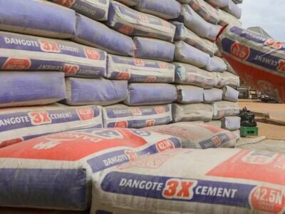 Las ventas de Dangote Cement caen un 13% en Camerún por la desaceleración de la construcción, mientras el grupo acelera su expansión en África